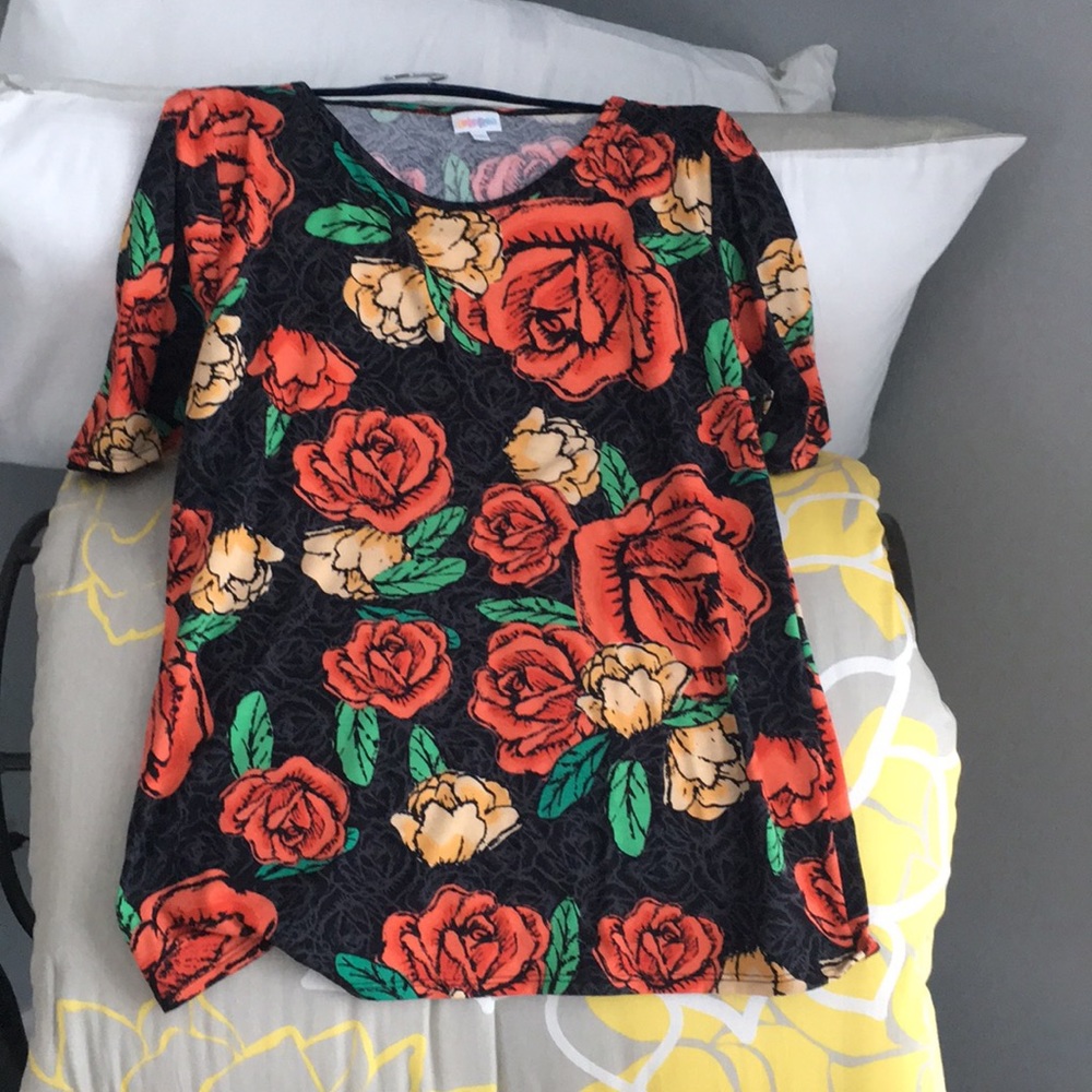 Lularoe, 3x, Lynnae with rose pattern